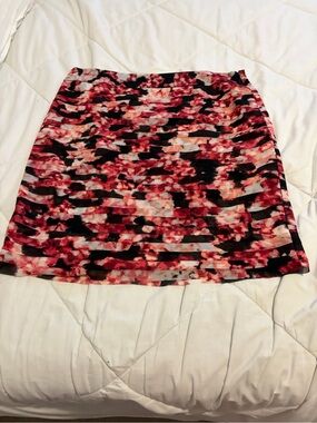 White House Black Market Red, Black and Pink Patterned Mini Skirt